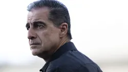 Renato Paiva ganha elogios em início de trabalho no Botafogo.