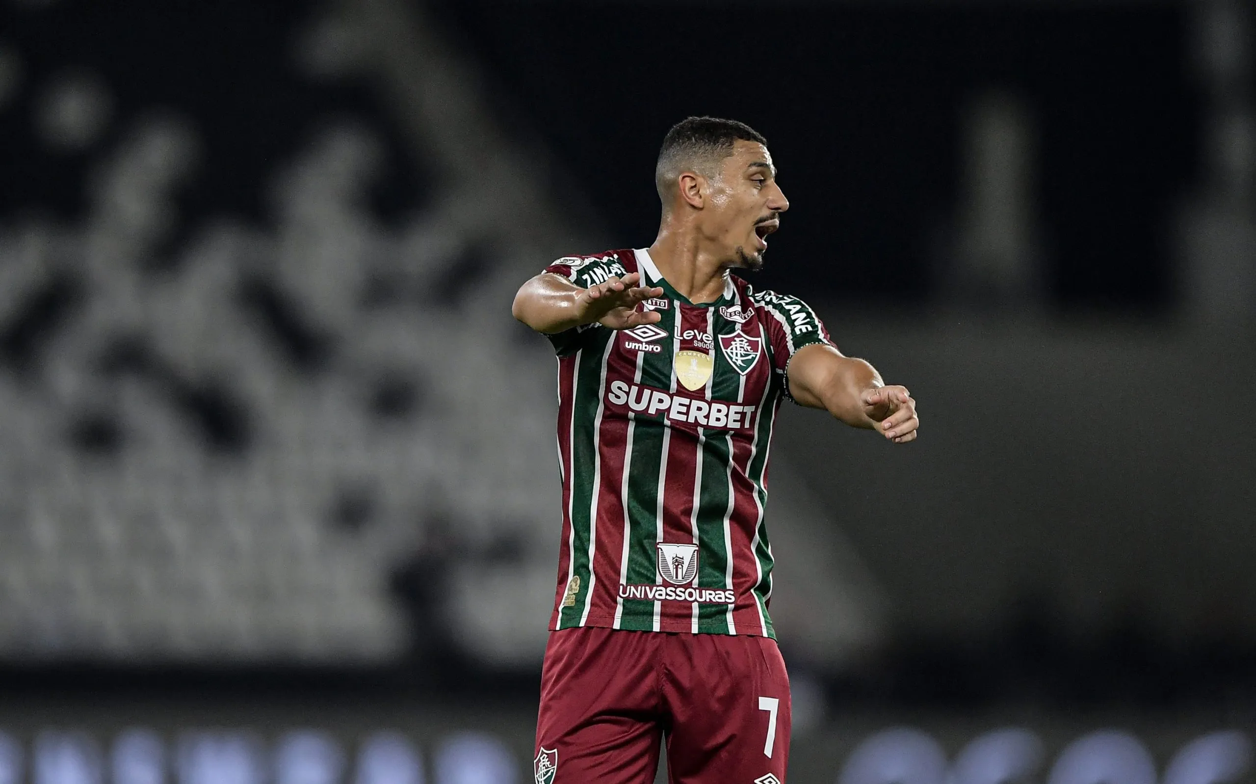 Andre, ex-jogador do Fluminense durante partida contra o Vasco no estadio Engenhao pelo campeonato Brasileiro A 2024. Foto: Thiago Ribeiro/AGIF
