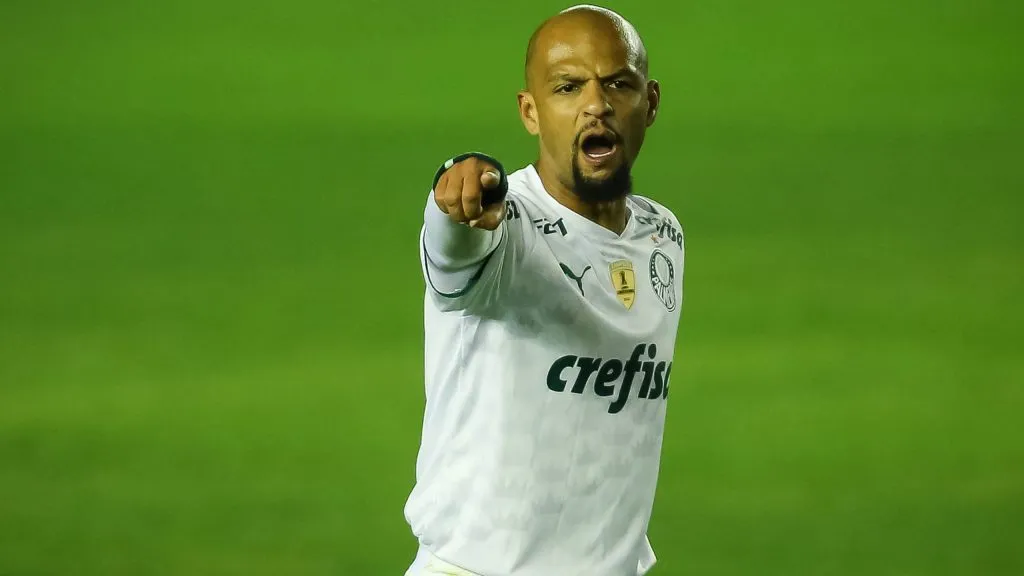 Felipe Melo durante partida. Foto: Pedro H. Tesch/AGIF