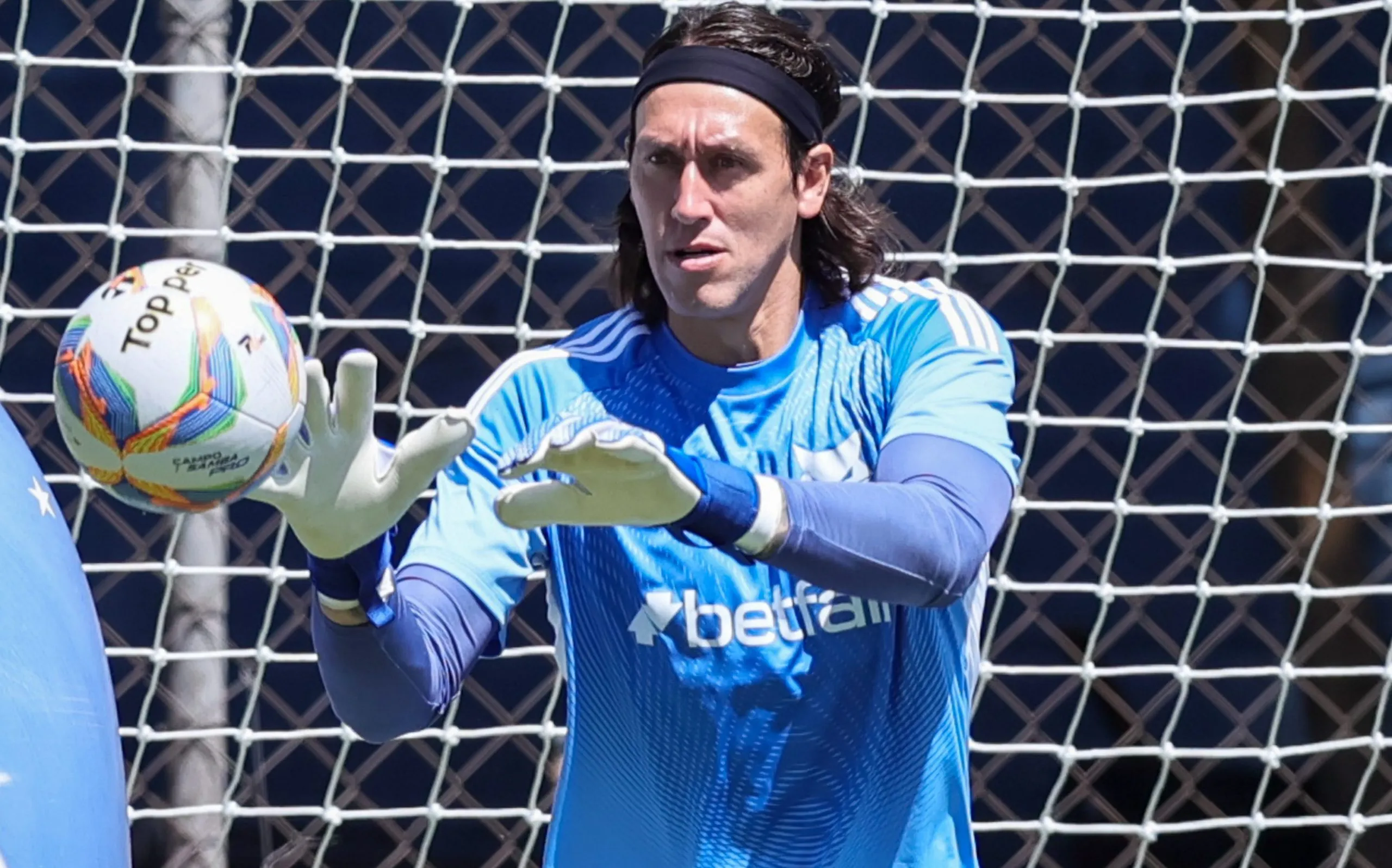 Cassio, jogador do Cruzeiro durante treino no Centro de Treinamento CT Toca II. Foto: Gilson Lobo/AGIF