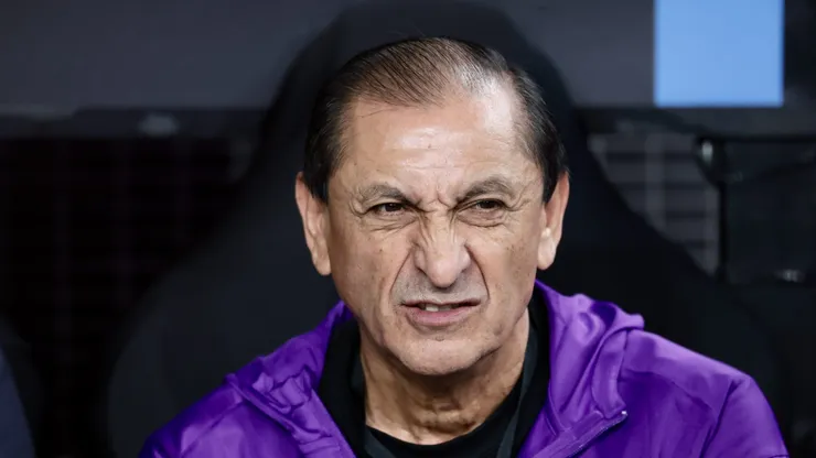 Ramón Díaz está fora do Corinthians.