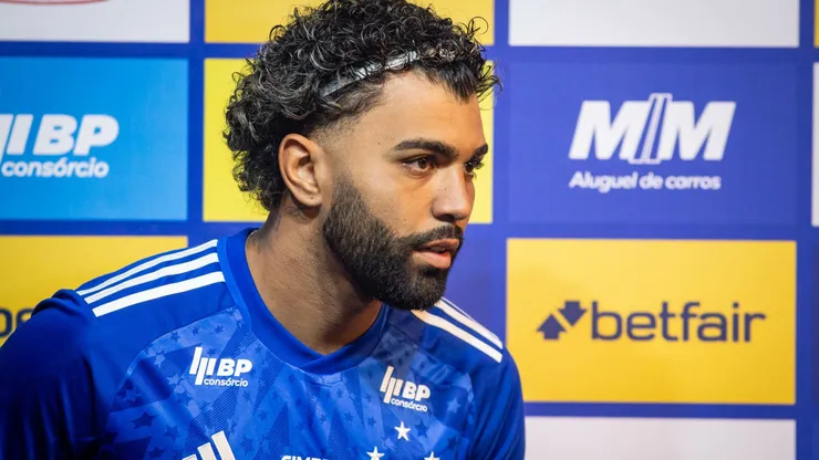 Gabigol durante sua apresentação pelo Cruzeiro, no Mineirão.