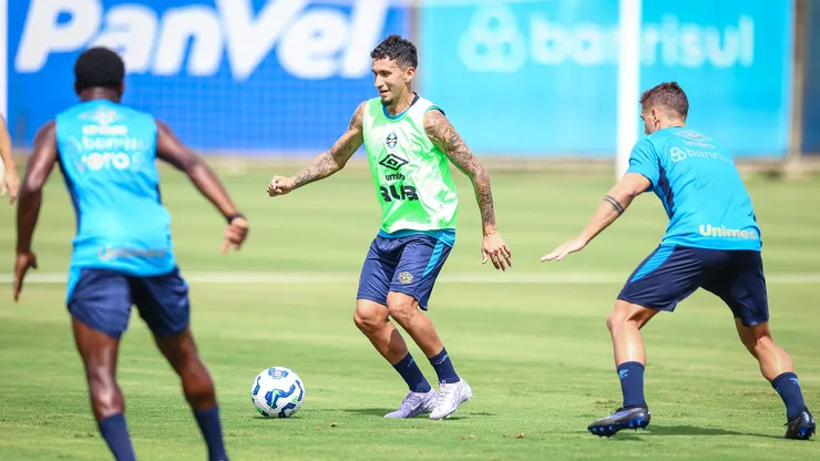 Jogadores do Grêmio em treinamento realizado no CT Luiz Carvalho. Foto: Lucas Uebel/Grêmio.