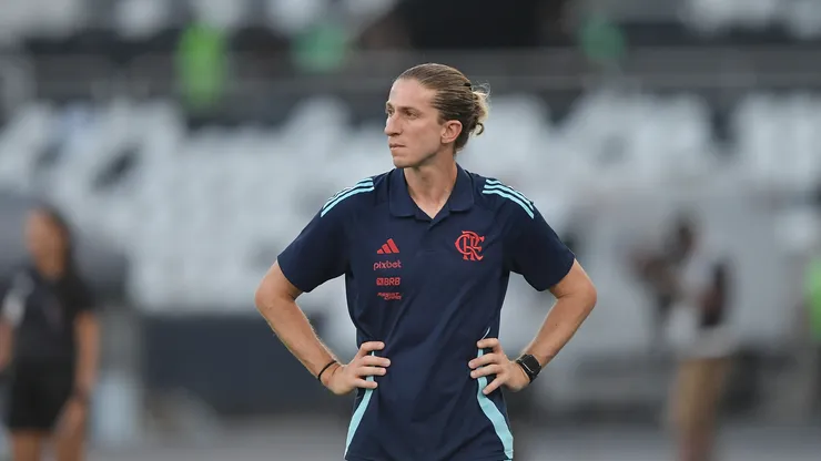 Filipe Luís no comando do Flamengo durante o Cariocão 2025 - Thiago Ribeiro/AGIF