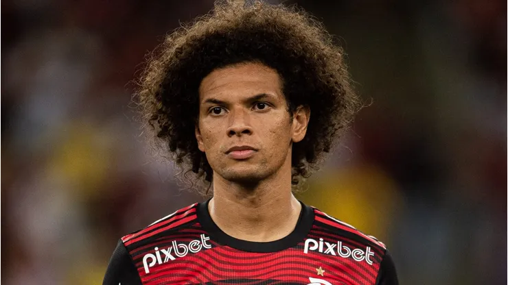 Willian Arão interessa ao Santos.