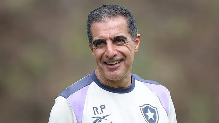 Renato Paiva se reuniu com John Textor para acertar a chegada de reforços
