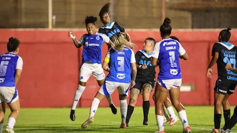 Cruzeiro bate o Grêmio na estreia do Brasileirão Feminino no último domingo com goleada