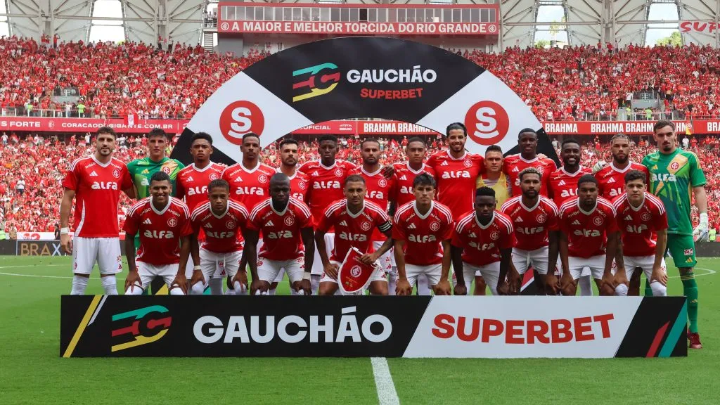 Jogadores do Internacional perfilados. Foto: Ricardo Duarte/Internacional.