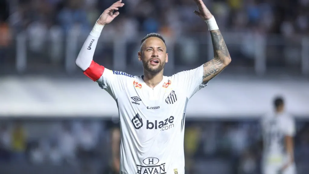 Neymar comemorando. Foto: Reinaldo Campos/AGIF