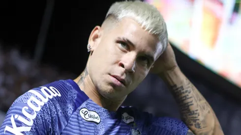 Soteldo fica no Santos por agora.