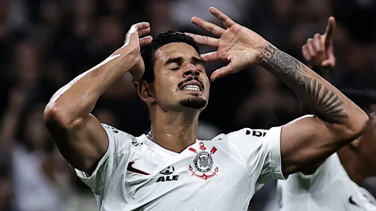 Lucas Veríssimo pode jogar contra o Corinthians em breve.