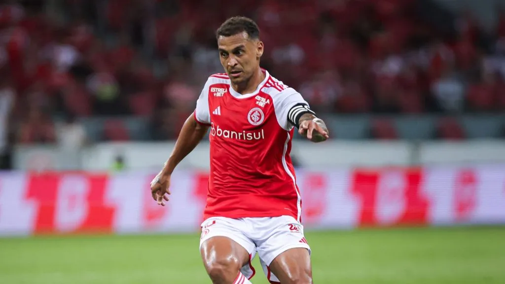 Alan Patrick no Inter. Foto: Maxi Franzoi/AGIF
