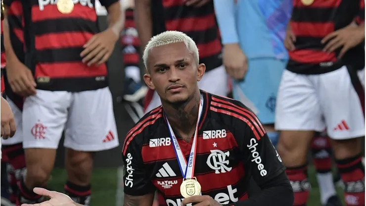 Wesley em ação pelo Flamengo.