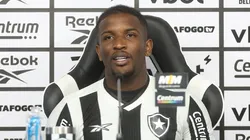 Elias Manoel em sua apresentação