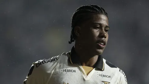 Andrey Santos foi revelado pelo Vasco