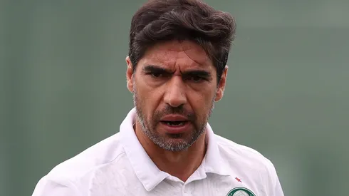 Abel Ferreira acompanha equipe do Palmeiras em treino - Foto: Cesar Greco/Palmeiras