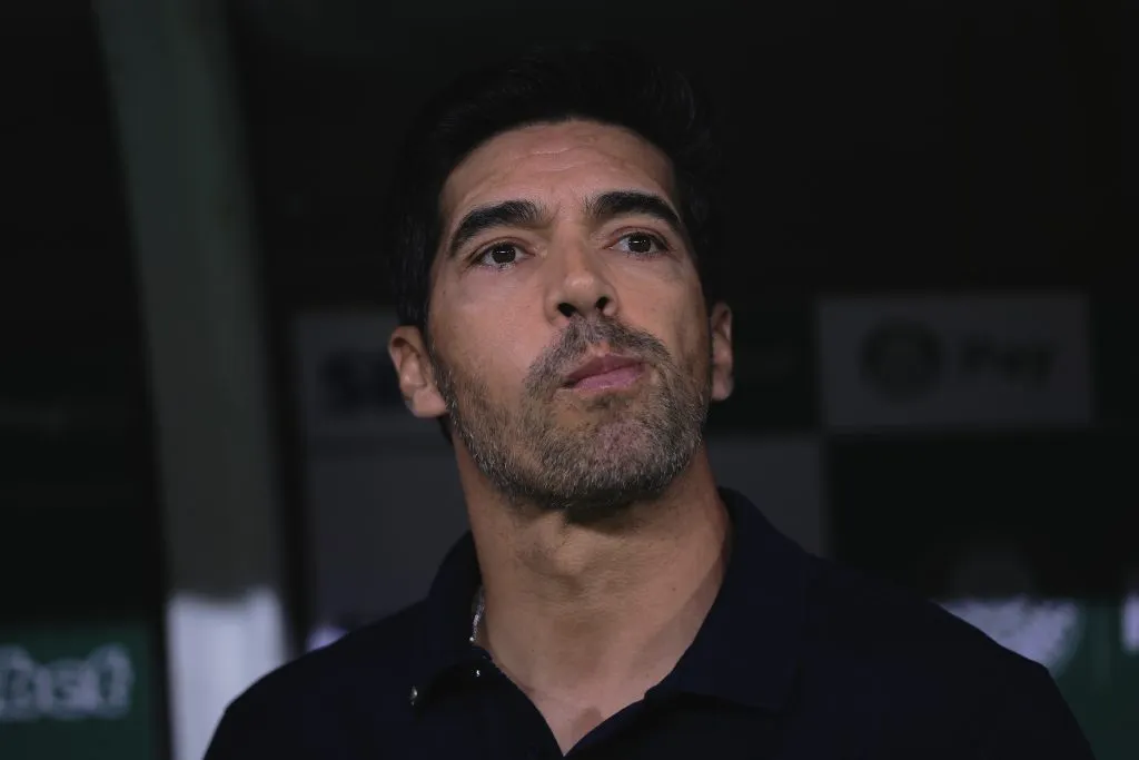 SP – SAO PAULO – 20/02/2025 – PAULISTA 2025, PALMEIRAS X BOTAFOGO-SP – Abel Ferreira tecnico do Palmeiras durante partida contra o Botafogo-SP no estadio Arena Allianz Parque pelo campeonato Paulista 2025. Foto: Ettore Chiereguini/AGIF