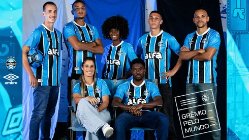 Grêmio lança nova camisa para 2025. Lucas Uebel / Grêmio FBPA
