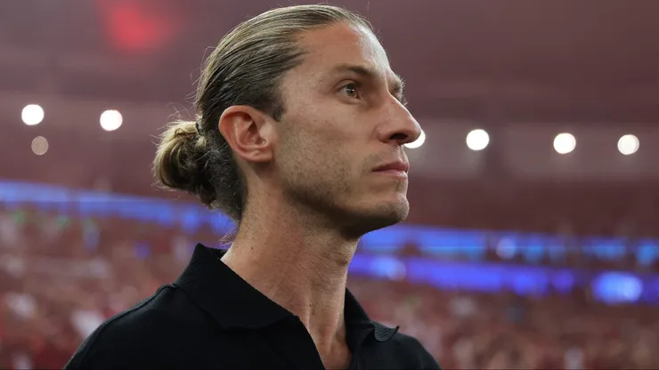 Filipe Luís recebe balanço dos oito convocados que estavam cedidos às seleções na Data FIFA