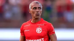 Romário será destaque em Corinthians x Vasco na Amazon Prime