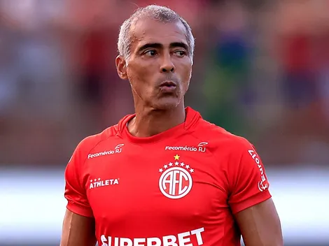 Romário estará com Galvão Bueno na Amazon para Corinthians x Vasco