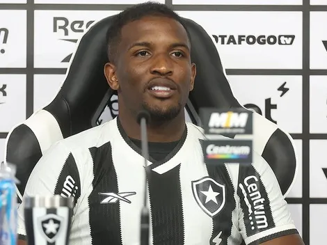 Elias Manoel é apresentado no Botafogo e detalha seu posicionamento
