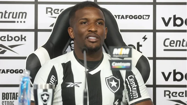 Elias Manoel foi apresentado no Botafogo. Foto: Vitor Silva/Botafogo