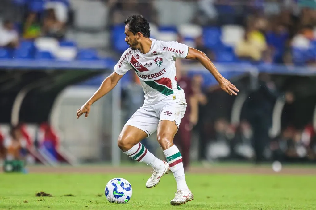 Lima jogador do Fluminense – Foto: Fernando Torres/AGIF