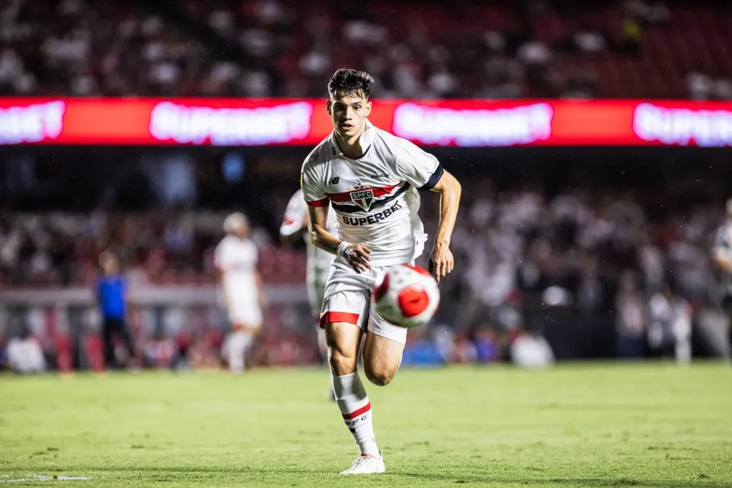 Bobadilla jogador do São Paulo durante partida contra o Santos no estádio Morumbi pelo campeonato Paulista 2024. Foto: Abner Dourado/AGIF