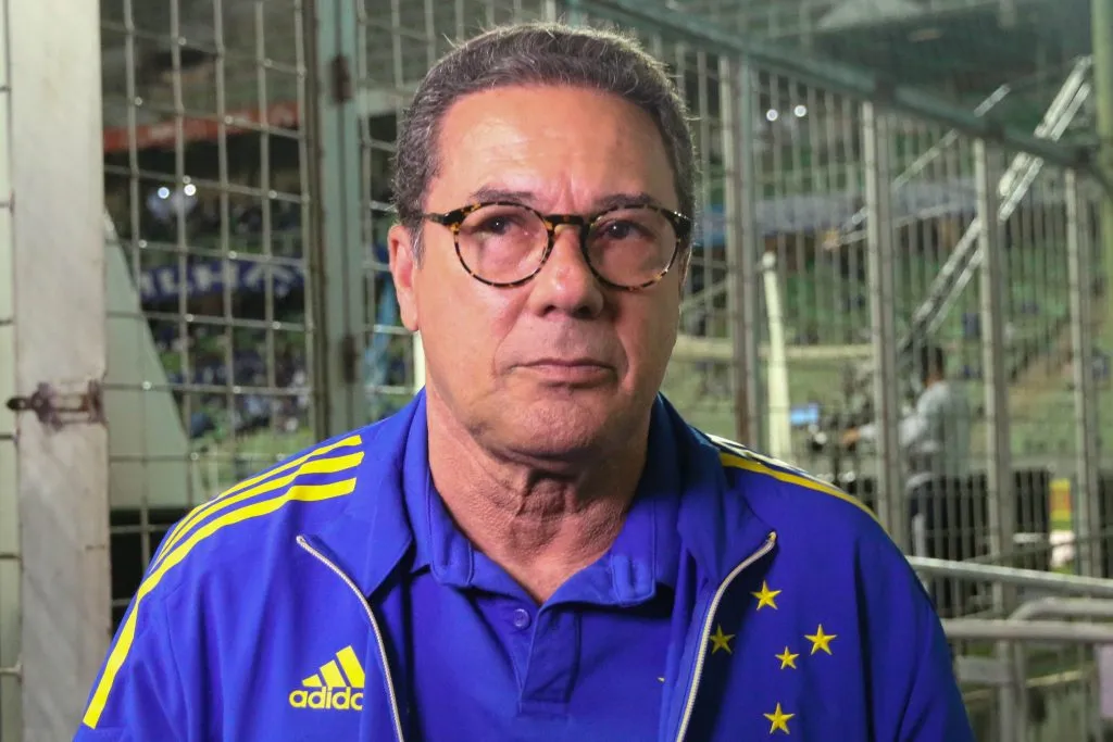 Luxemburgo no comando do Cruzeiro – Foto: Fernando Moreno/AGIF