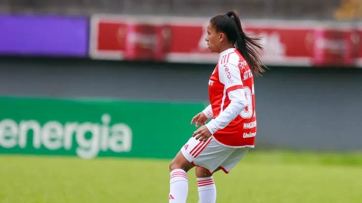 Katrine, do Internacional, em partida contra o Ferroviaria pelo Brasileiro A Feminino 2024. Foto: Luiz Erbes/AGIF