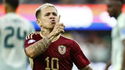 Soteldo foi titular da Venezuela nos dois jogos da Data FIFA e vira dúvida contra o Vasco