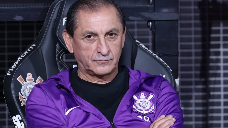 Ramón Díaz, técnico do Corinthians, falou sobre Abel Ferreira