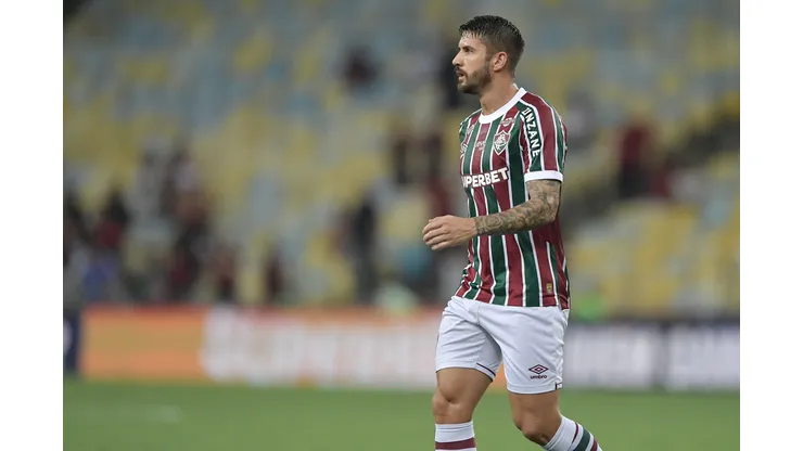Everaldo jogador do Fluminense durante partida contra o Flamengo no estádio Maracanã pelo campeonato Carioca 2025. Foto: Thiago Ribeiro/AGIF