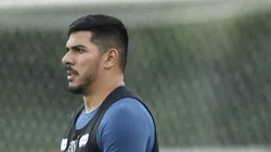 SP - SANTOS - 05/01/2025 - SANTOS, TREINO - Joao Paulo jogador do Santos durante treino no Centro de Treinamento CT Rei Pele, neste domingo (05).