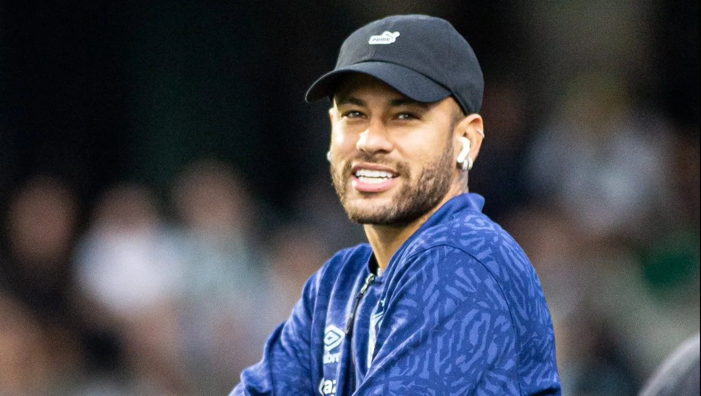 Neymar vai se recuperando de lesão - Foto: Luis Garcia/AGIF.