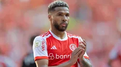 Wesley jogador do Internacional durante partida contra o Grêmio no estádio Beira-Rio pelo campeonato Brasileiro A 2024.