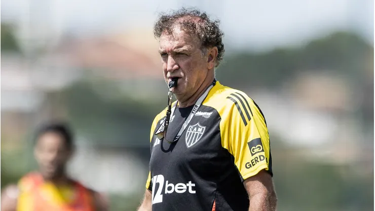 Cuca treina o Atlético-MG para o pontapé inicial no Brasileirão