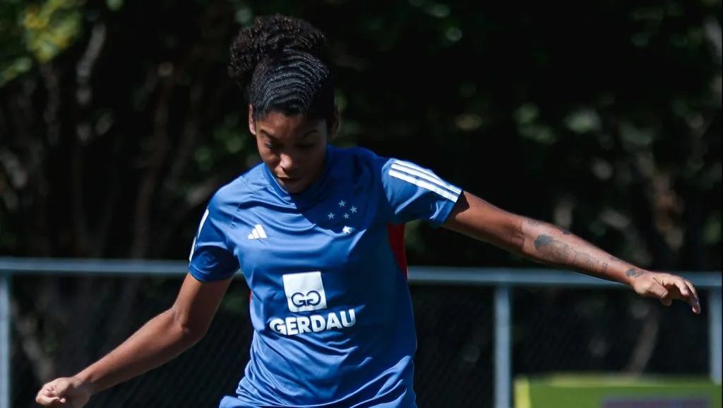 Rebeca jogadora do Cruzeiro