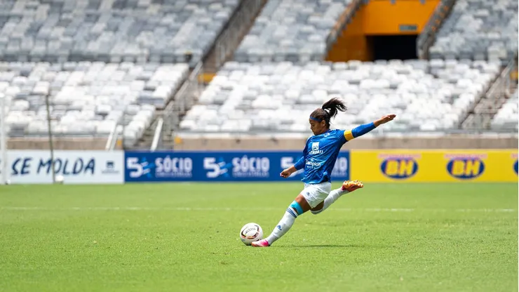 Jogadora do Cruzeiro. Foto: Alessandra Torres/AGIF