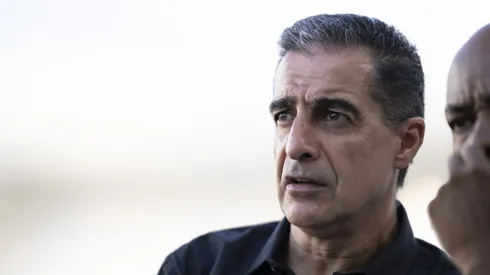 Renato Paiva tecnico do Botafogo durante partida. Foto: Jorge Rodrigues/AGIF