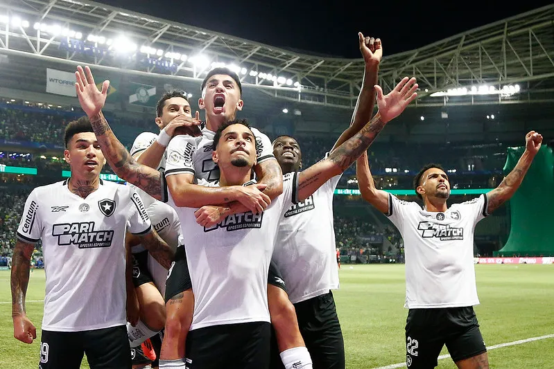 Botafogo levou a melhor no último duelo contra o Palmeiras. Foto: Vitor Silva/Botafogo