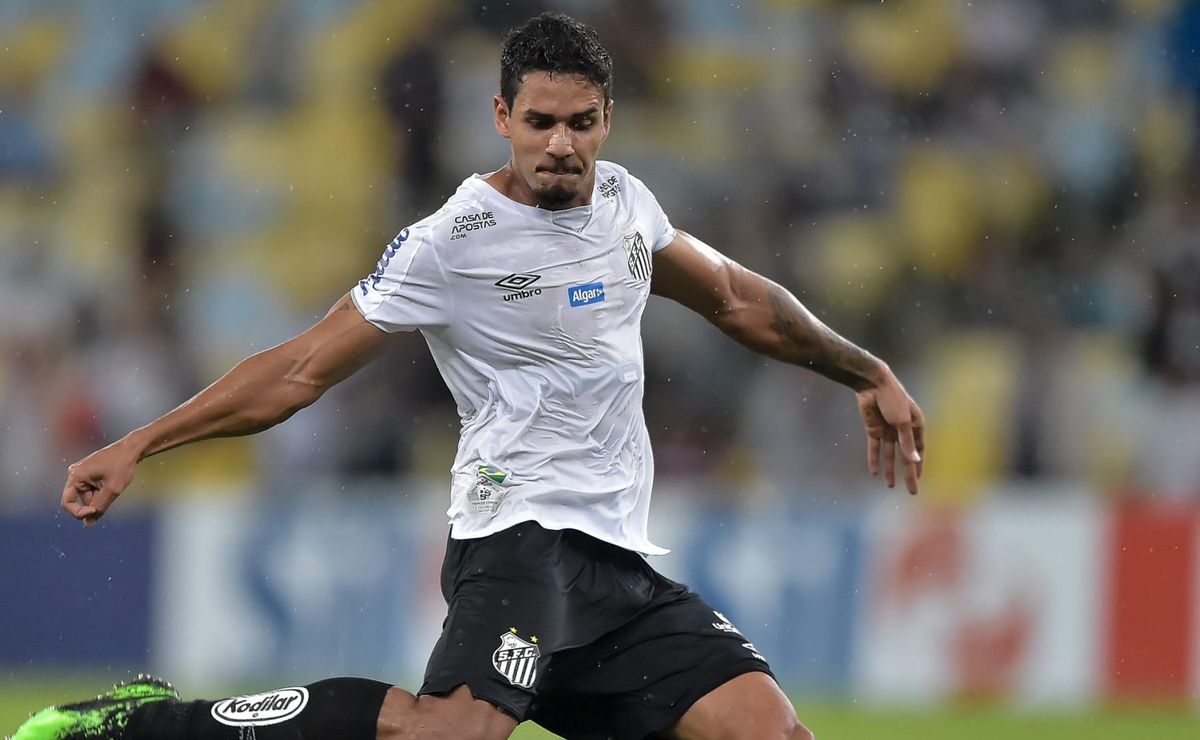 Cruzeiro quer Lucas Veríssimo, mas não fará oferta superior ao de R$ 42 milhões