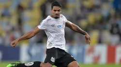 Zagueiro foi revelado pelo Santos. Foto: Thiago Ribeiro/AGIF