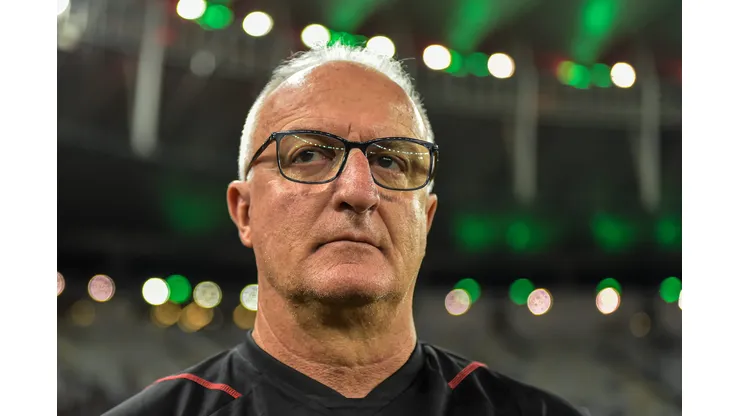 RJ - RIO DE JANEIRO - 22/11/2023 - BRASILEIRO A 2023, FLUMINENSE X SAO PAULO - Dorival Junior tecnico do Sao Paulo durante partida contra o Fluminense no estadio Maracana pelo campeonato Brasileiro A 2023. Foto: Thiago Ribeiro/AGIF