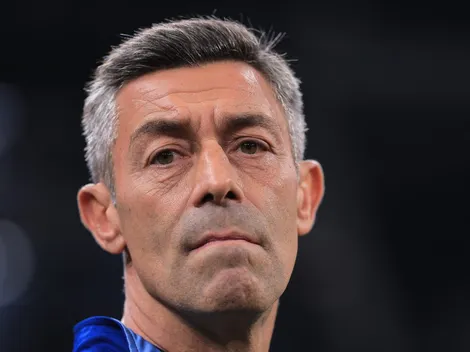 Caixinha aprova permanência de Aderlan e lateral será utilizado