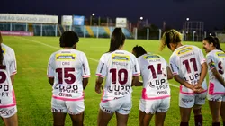 Atletas da Ferroviária no confronto contra o Grêmio - Foto: Rafael Zocco/Feroviária