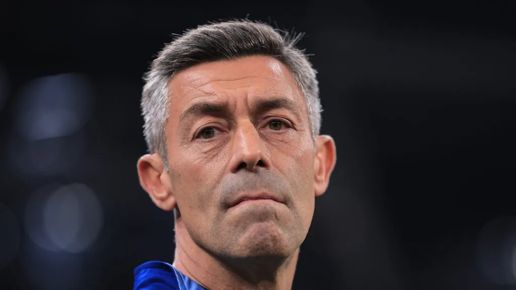 Foto: Ettore Chiereguini/AGIF – Pedro Caixinha decidiu preservar o camisa 7 santista na estrei do Brasileirão.