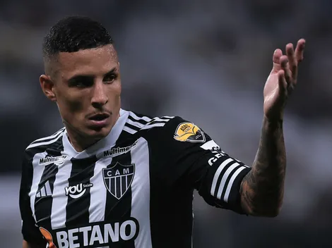 Torcedores pedem saída de Arana do time titular do Galo