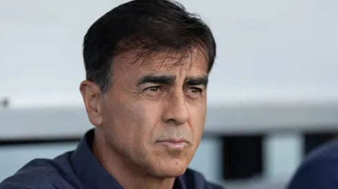 Quinteros explica situação de Cuellar para os próximos jogos do Grêmio.